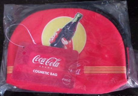 9677-5 € 5,00 coca cola cosmitica tasje.jpeg